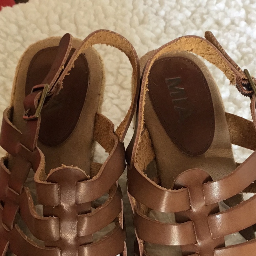 Sandals - Picture 4 of 8